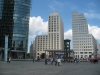 2008: Potsdamer Platz con orologio e semaforo (ricostruzione)